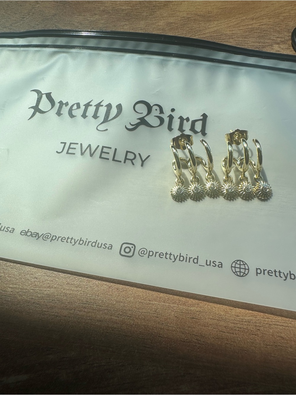 NEW Pretty Bird Jewelry Gold Stud Hoops